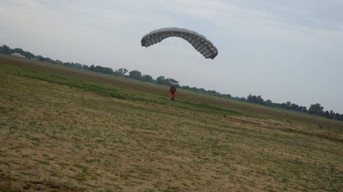 WATCH Indian Air Force Tests Indegineous Military Combat Parachute System